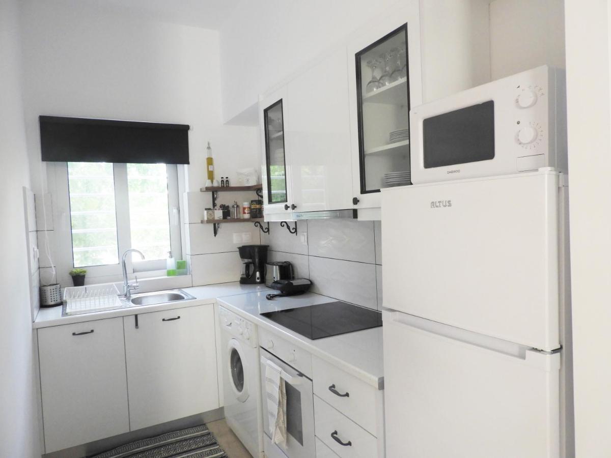 Sgs Luxury Apartments Ксилокастрон Екстериор снимка
