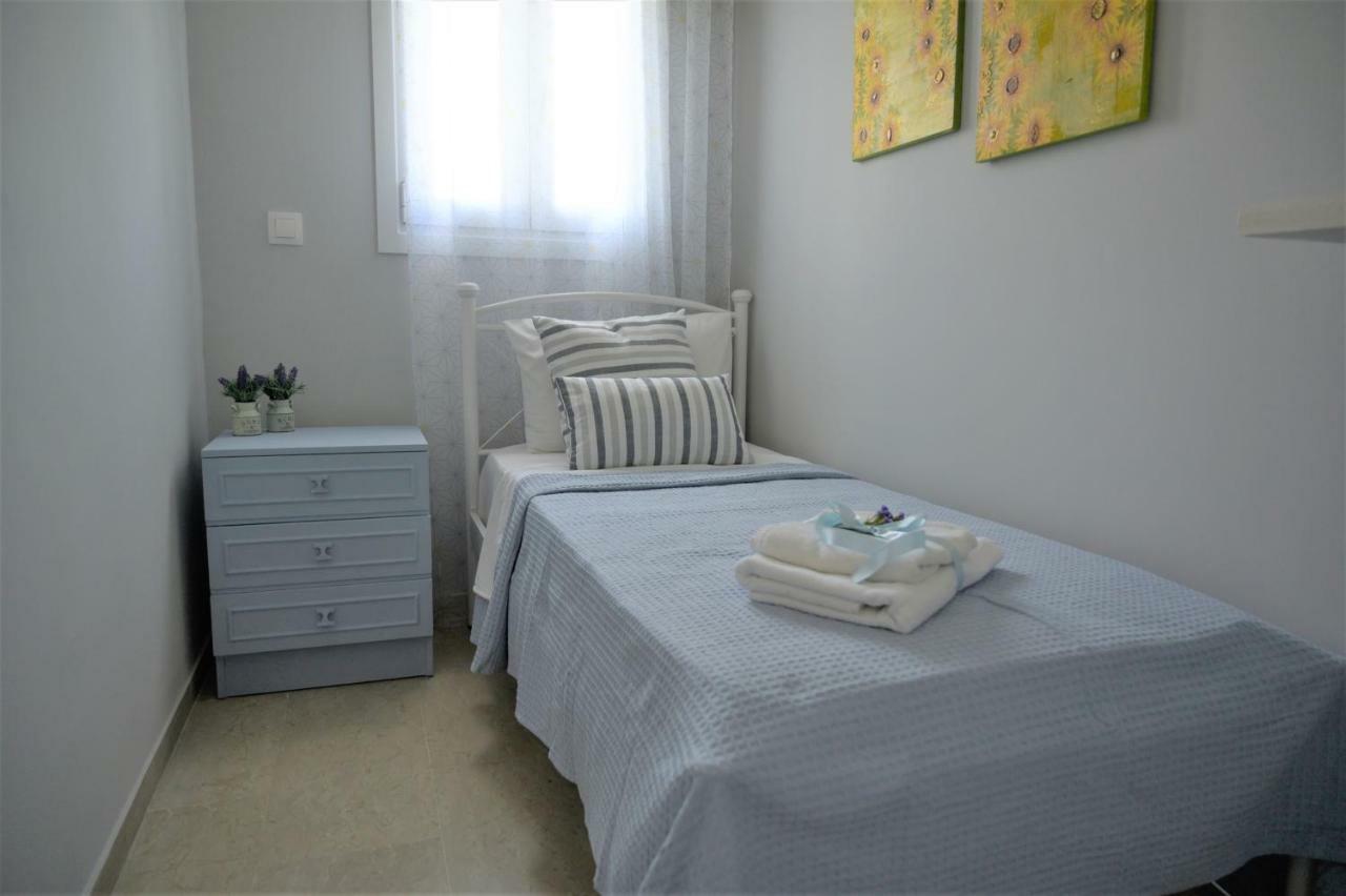 Sgs Luxury Apartments Ксилокастрон Екстериор снимка