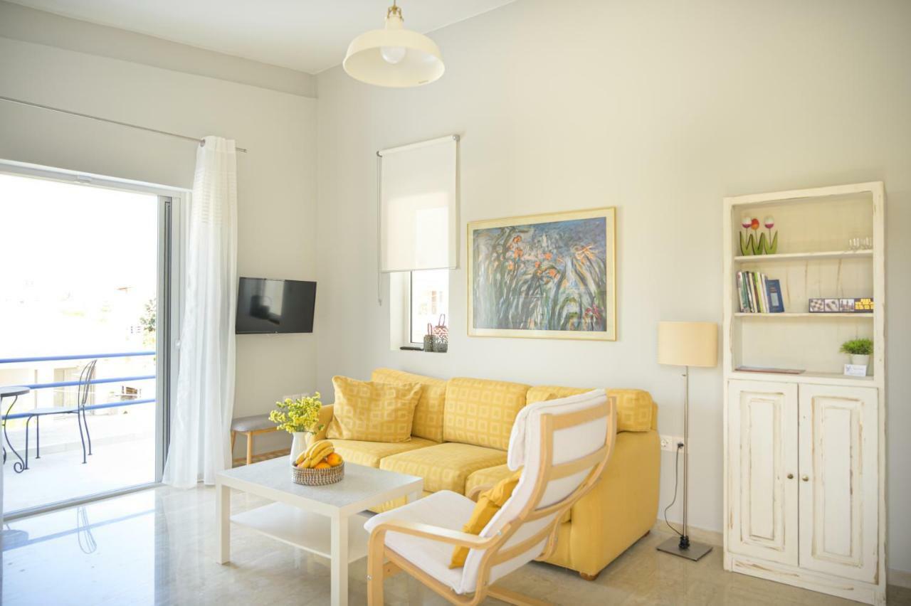 Sgs Luxury Apartments Ксилокастрон Екстериор снимка